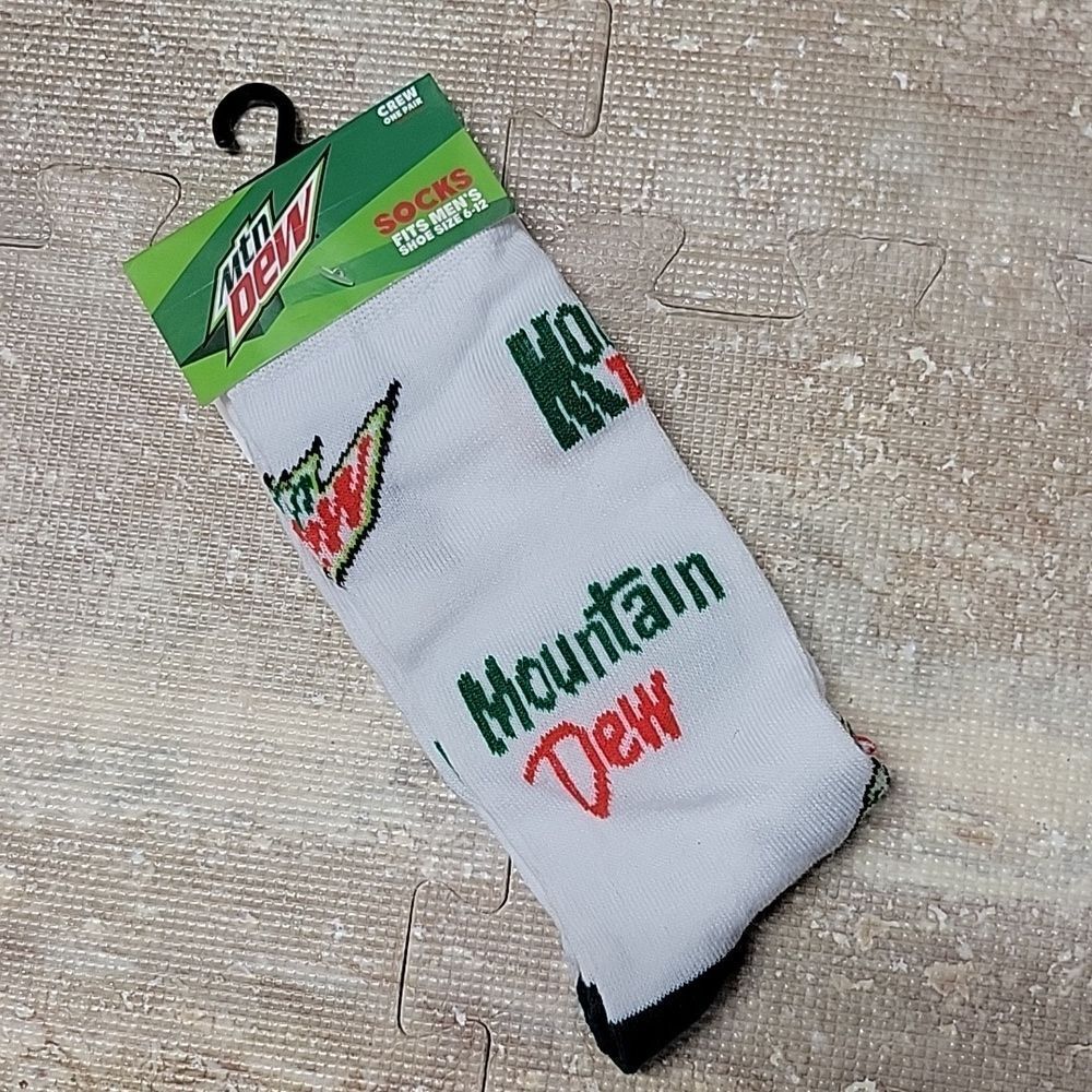 MOUNTAIN DEW CREW SOCKS POLY SPANDEX MENS SIZES 6-12 17" LONG NEW WITH T…